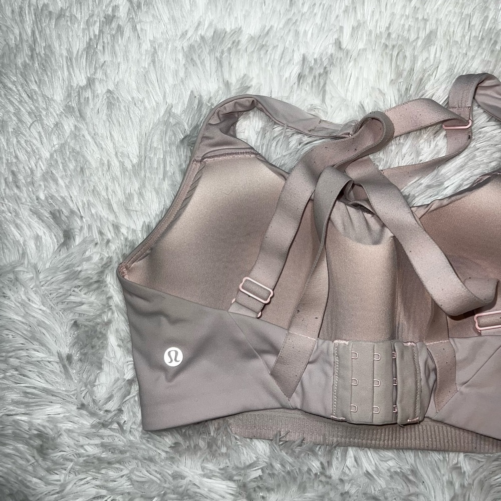 lululemon athletica Women's Pink Sports Bra
